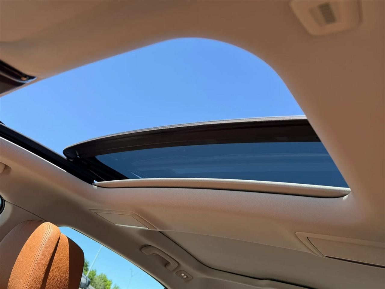 BMW 7 Series 740i Sedan 2020