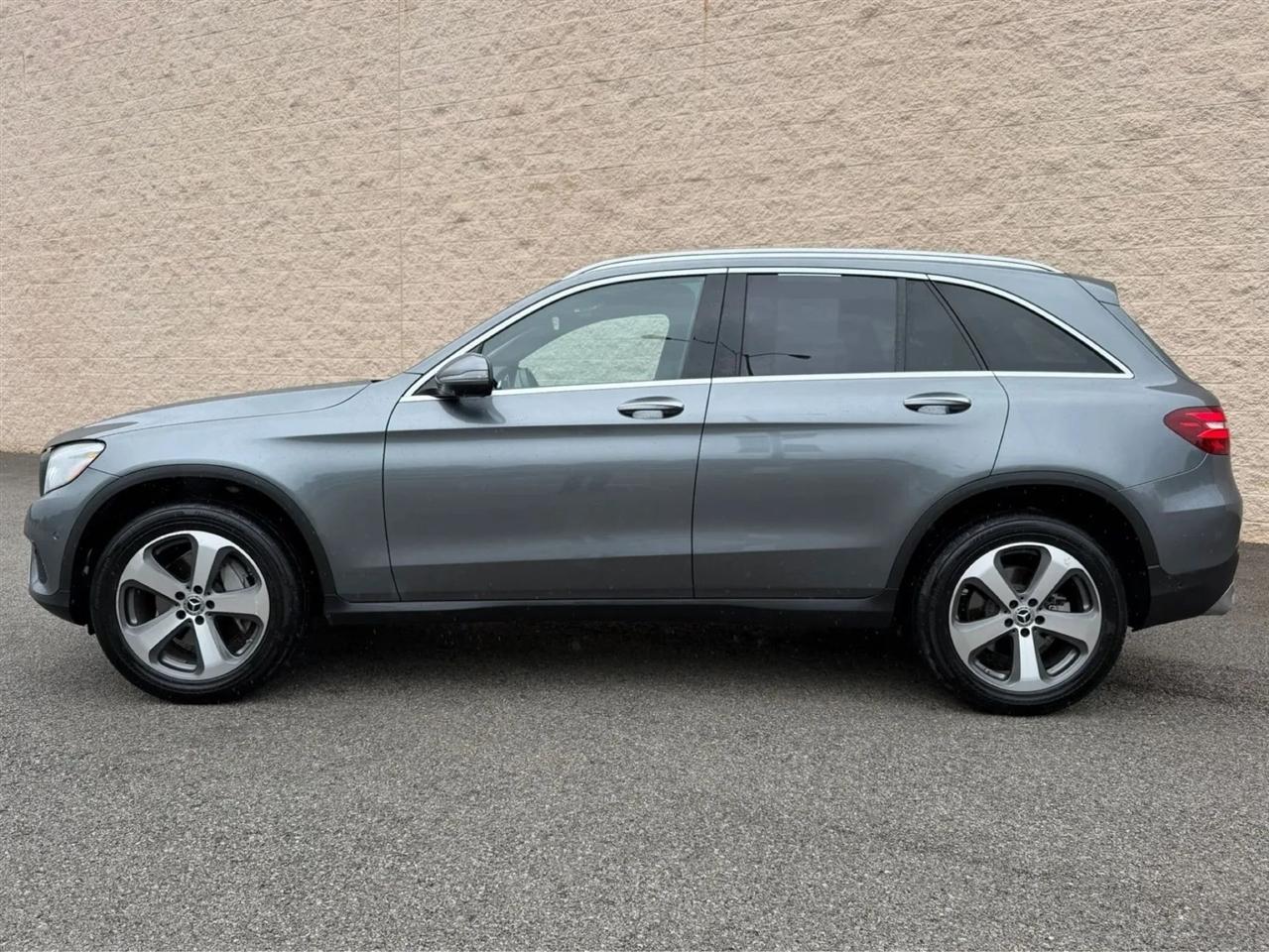 Mercedes-Benz GLC GLC 300 SUV 2018