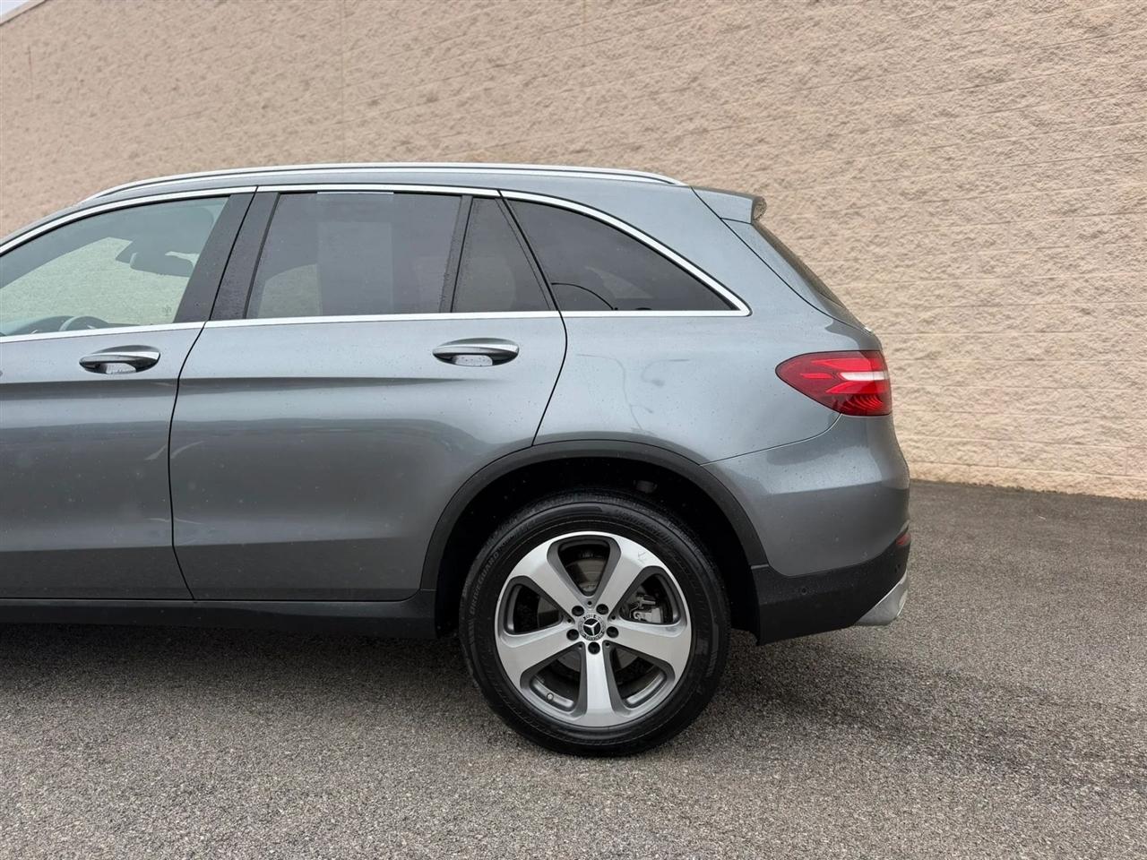 Mercedes-Benz GLC GLC 300 SUV 2018