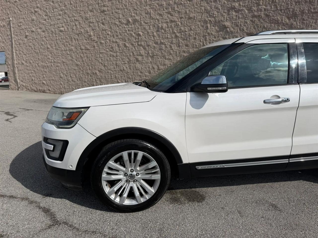 Ford Explorer 4WD 4dr Platinum 2016
