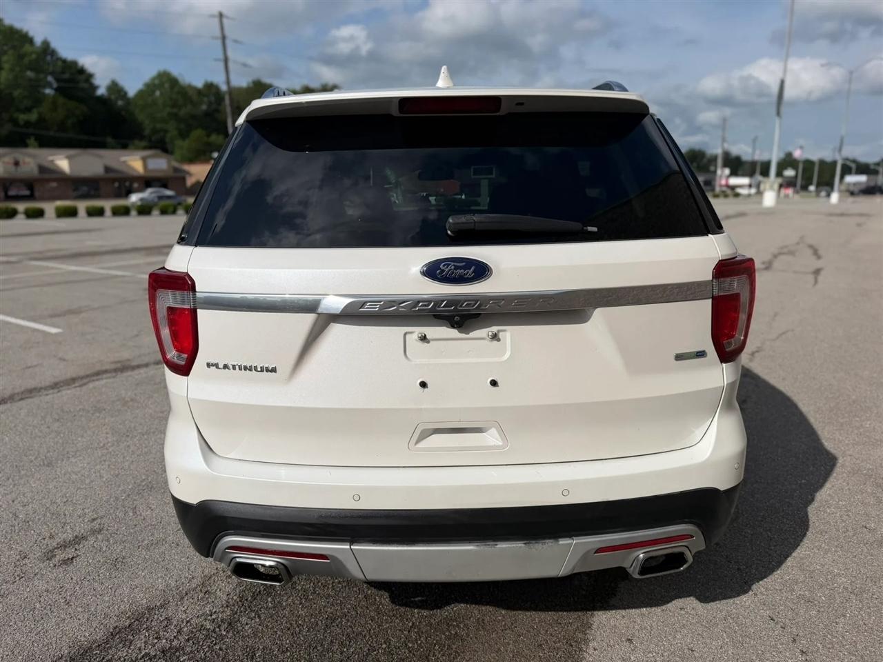 Ford Explorer 4WD 4dr Platinum 2016