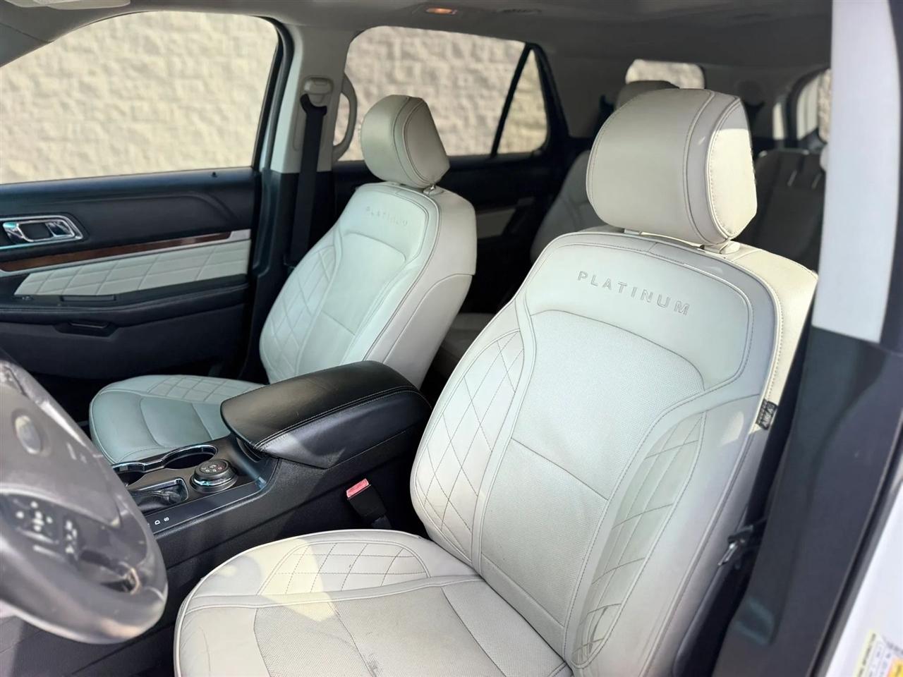 Ford Explorer 4WD 4dr Platinum 2016