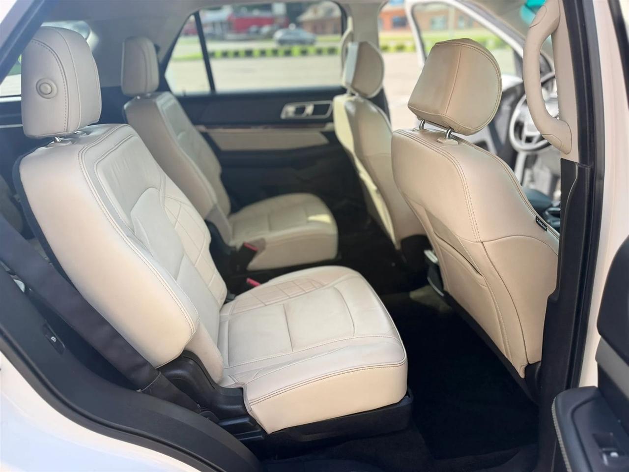 Ford Explorer 4WD 4dr Platinum 2016