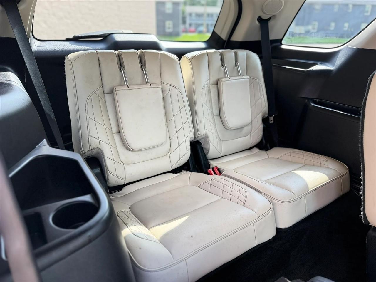 Ford Explorer 4WD 4dr Platinum 2016