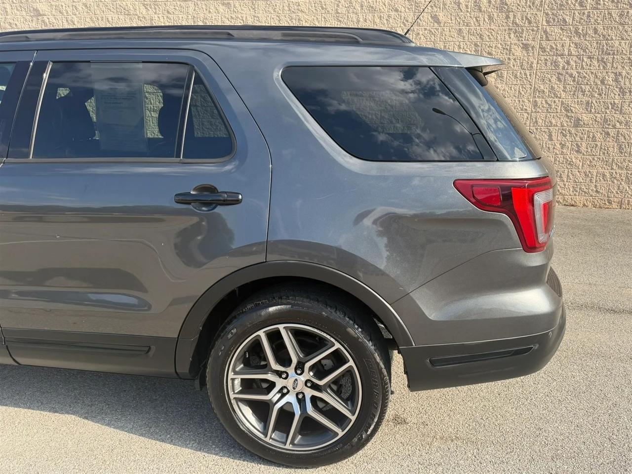 Ford Explorer Sport 4WD 2018