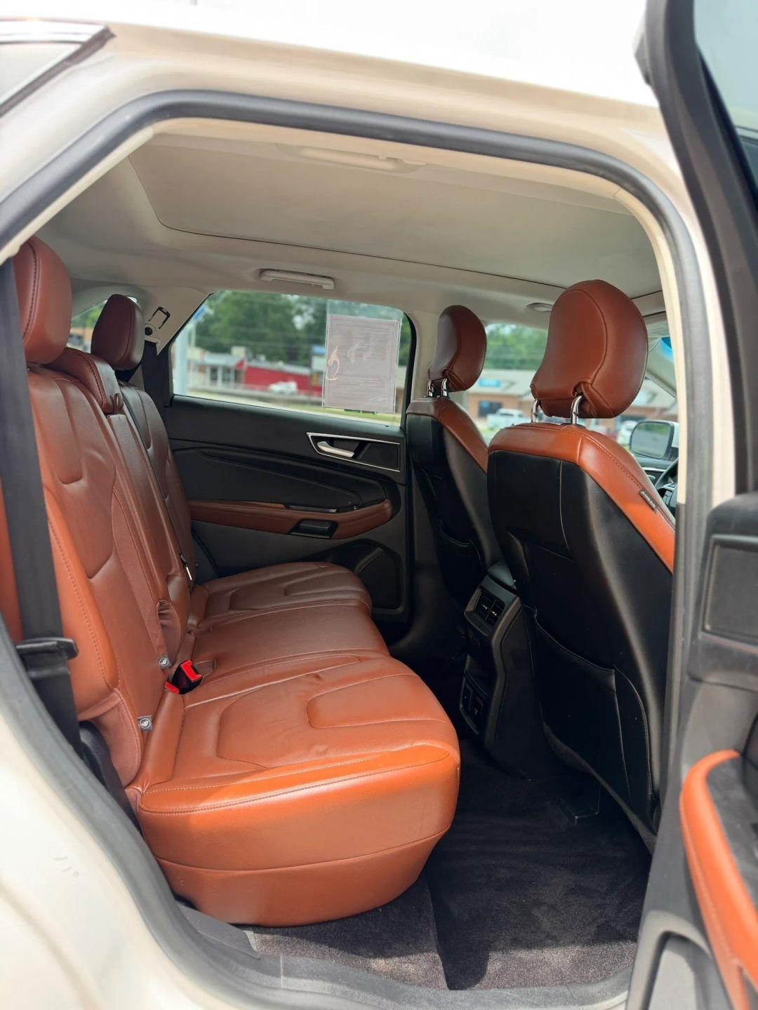Ford Edge 4dr Titanium FWD 2015