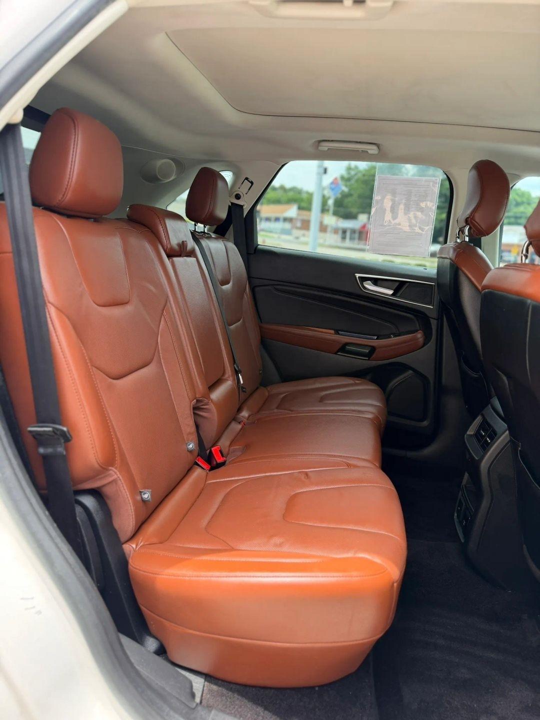 Ford Edge 4dr Titanium FWD 2015