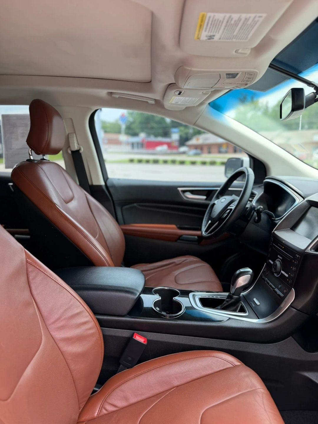 Ford Edge 4dr Titanium FWD 2015