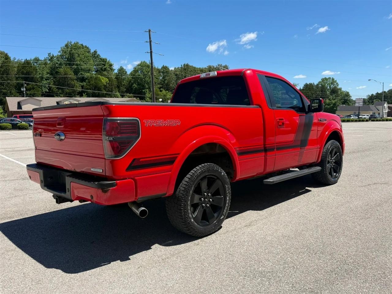 Ford F-150 4WD Reg Cab 126" FX4 Tremor 2014