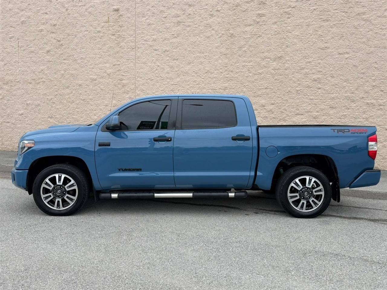 Toyota Tundra 4WD SR5 CrewMax 5.5' Bed 5.7L FFV (Natl) 2019
