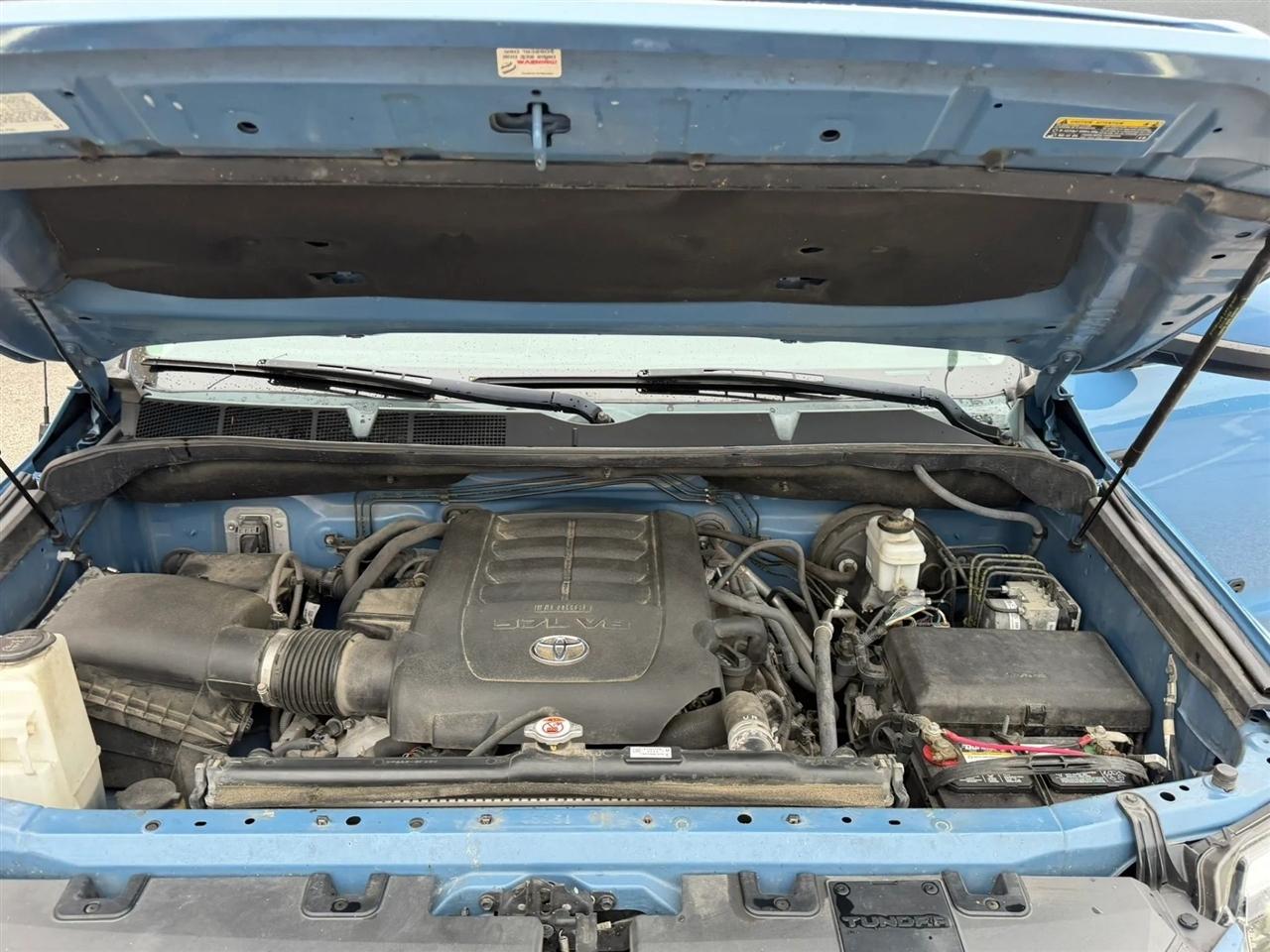 Toyota Tundra 4WD SR5 CrewMax 5.5' Bed 5.7L FFV (Natl) 2019