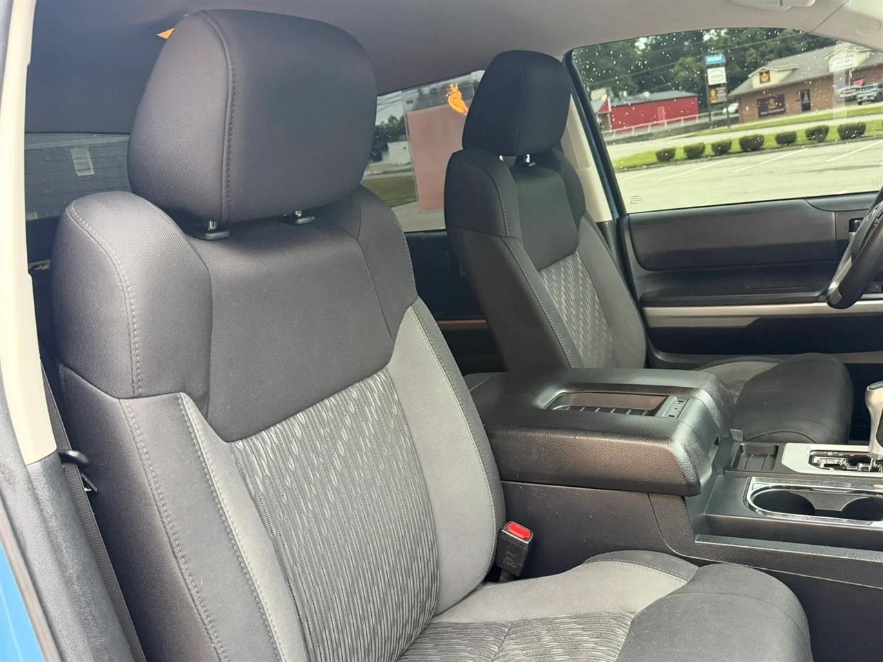 Toyota Tundra 4WD SR5 CrewMax 5.5' Bed 5.7L FFV (Natl) 2019