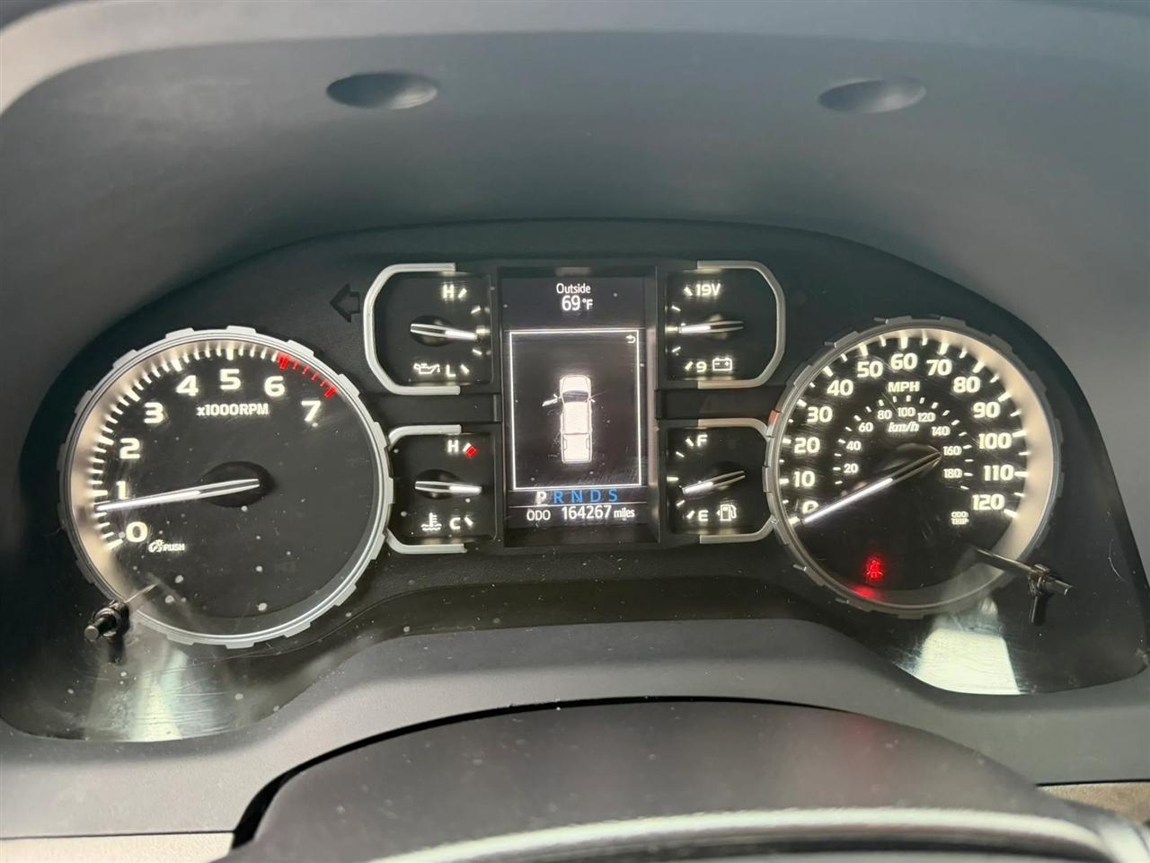 Toyota Tundra 4WD SR5 CrewMax 5.5' Bed 5.7L FFV (Natl) 2019