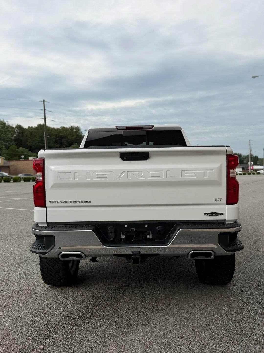 Chevrolet Silverado 1500 4WD Crew Cab 147" LT 2020