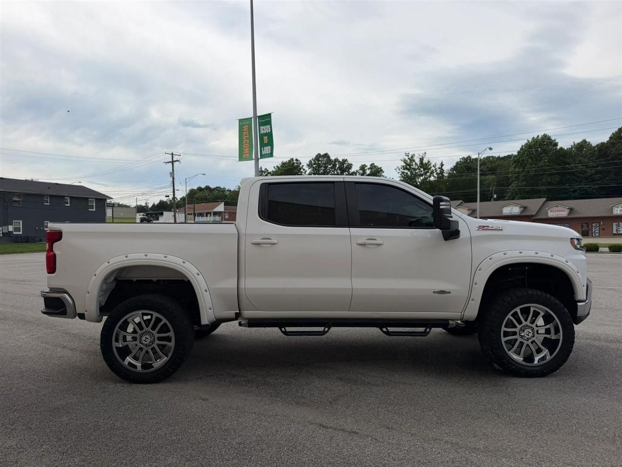 Chevrolet Silverado 1500 4WD Crew Cab 147" LT 2020