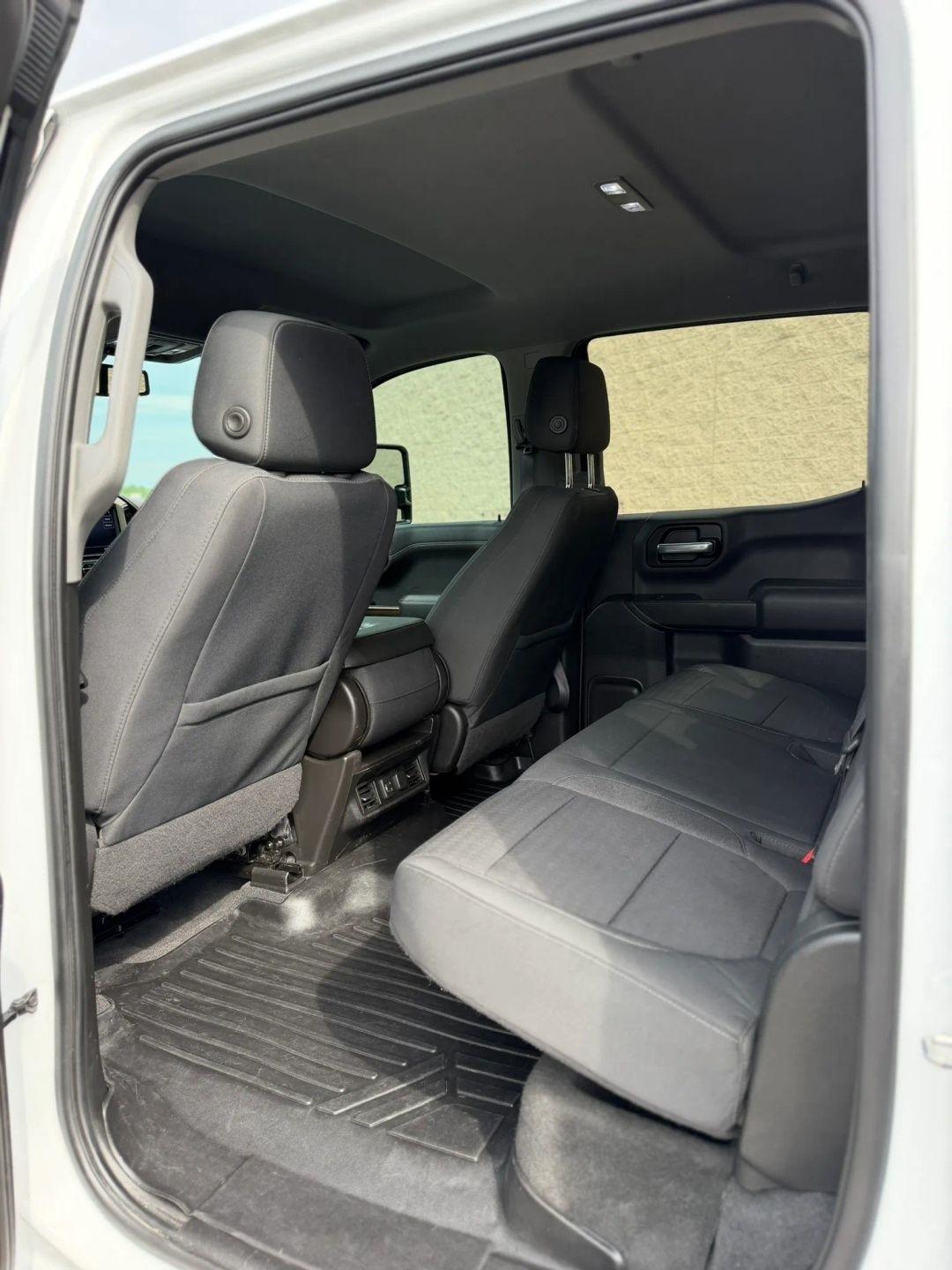 Chevrolet Silverado 1500 4WD Crew Cab 147" LT 2020