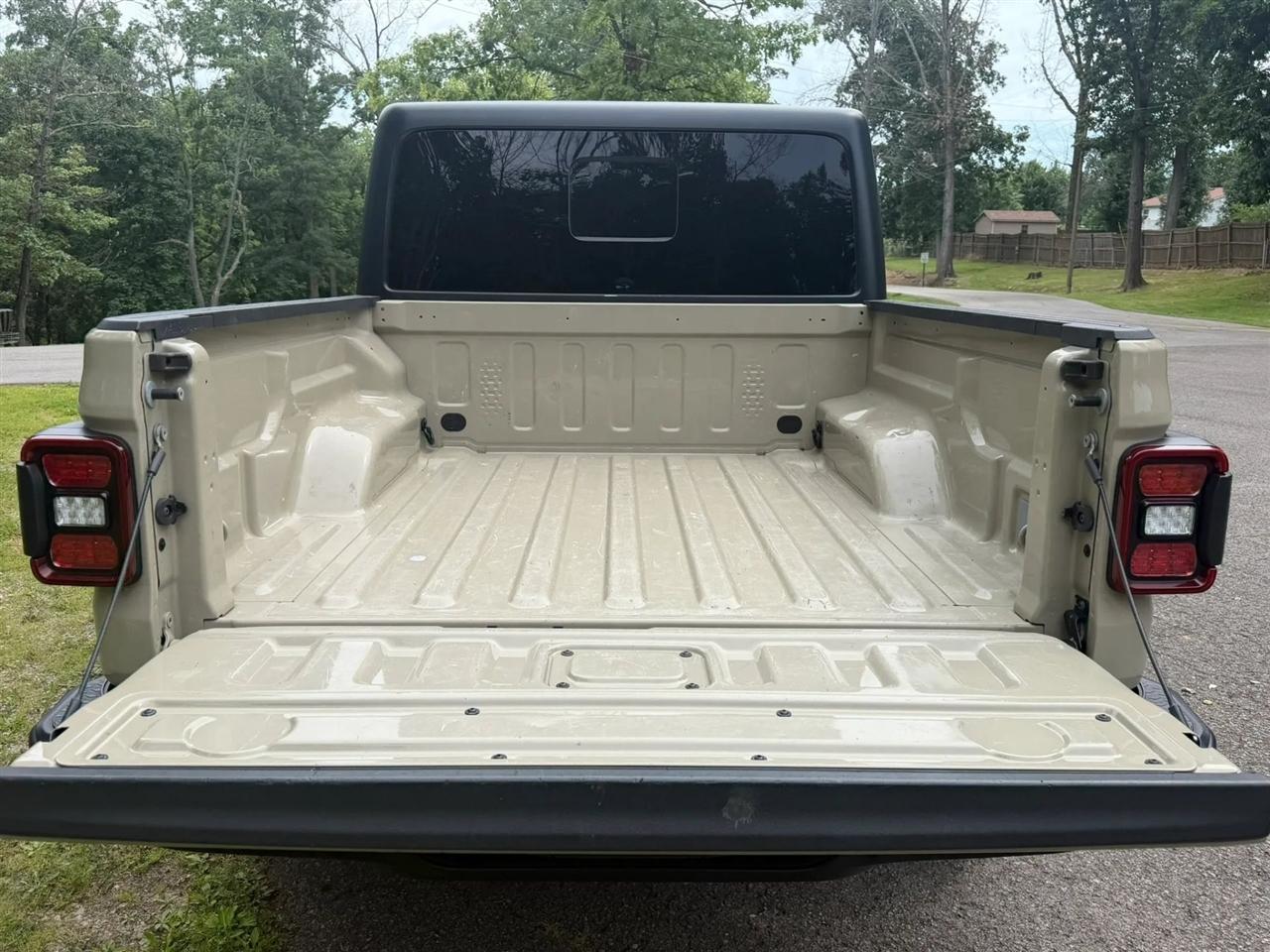 Jeep Gladiator Overland 4x4 2020