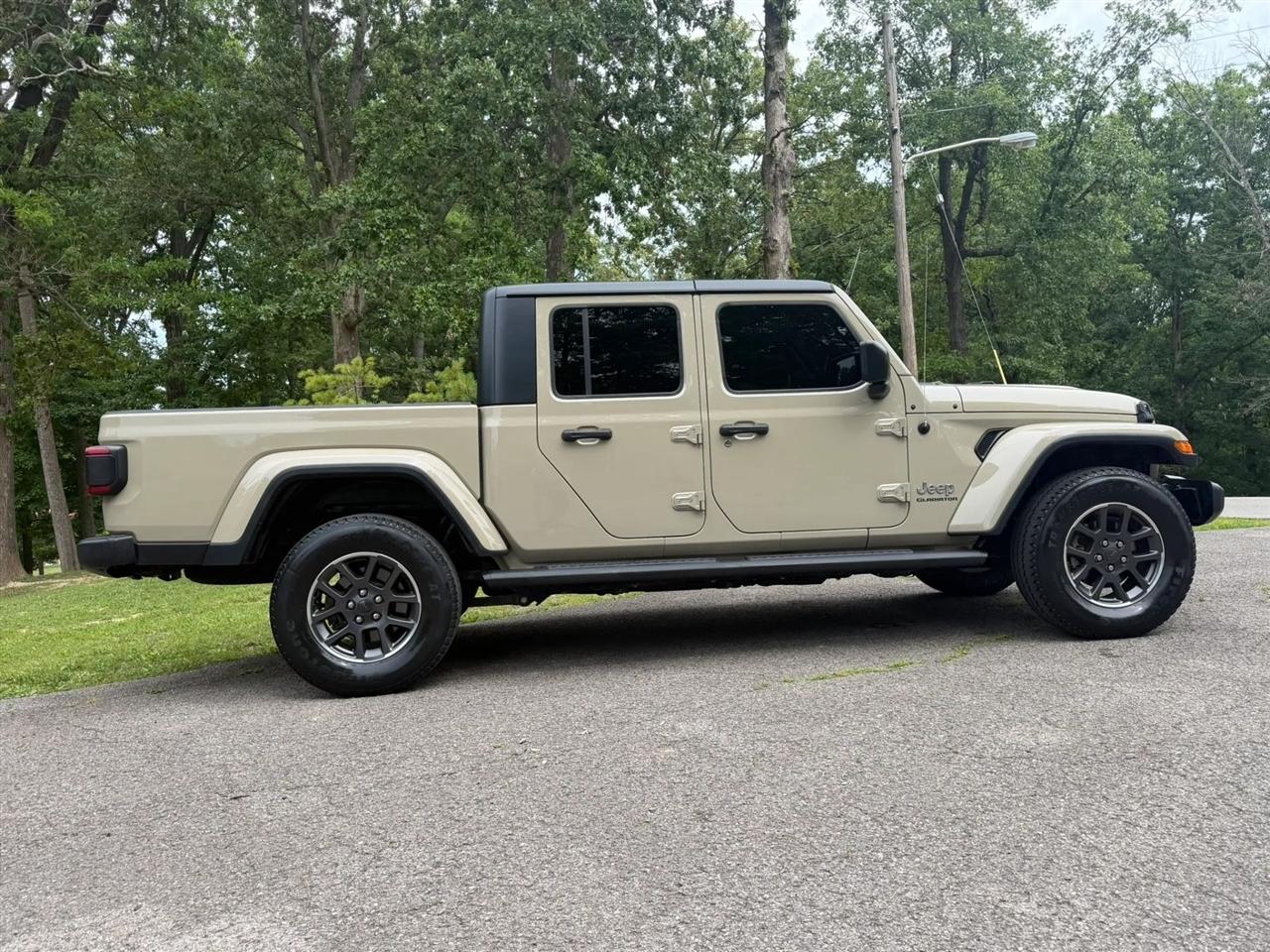 Jeep Gladiator Overland 4x4 2020