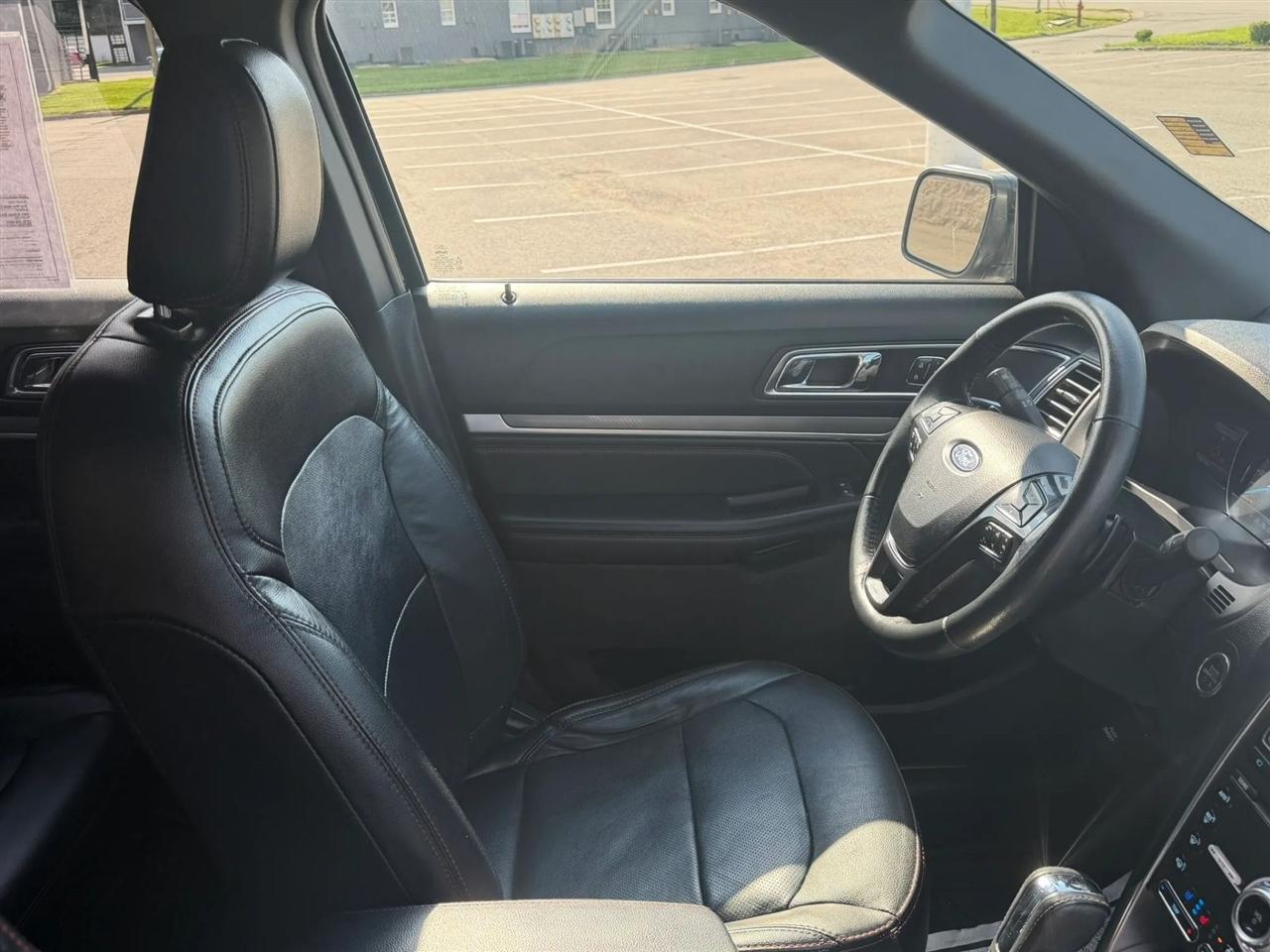 Ford Explorer Sport 4WD 2019