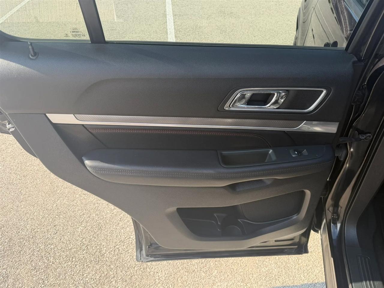 Ford Explorer Sport 4WD 2019