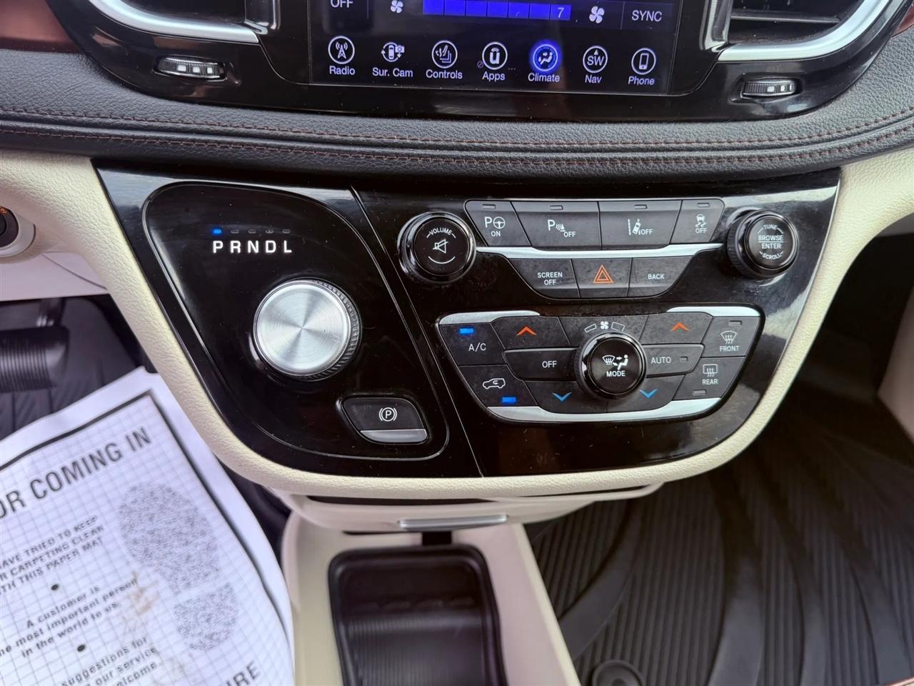 Chrysler Pacifica Limited FWD 2017
