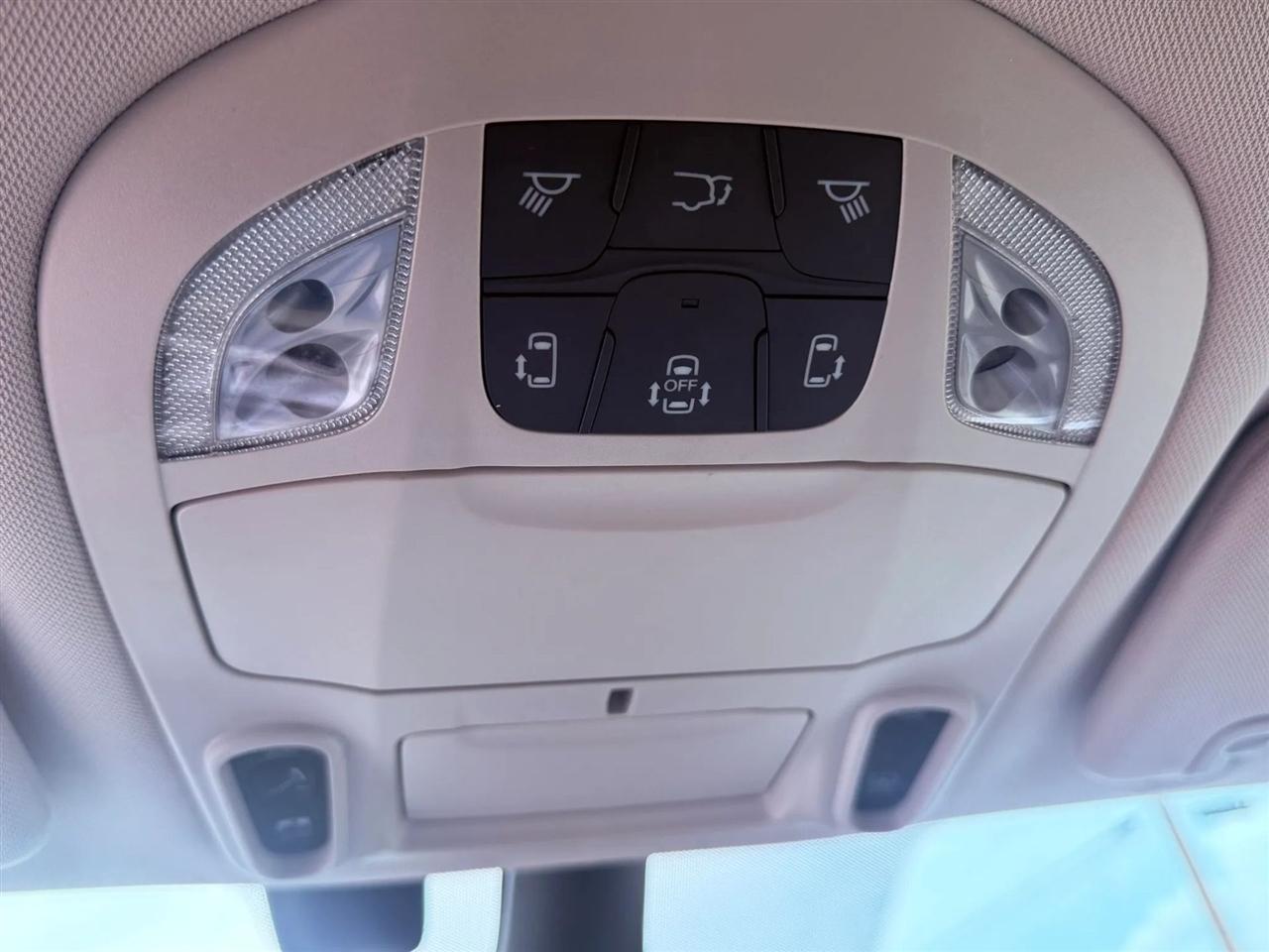 Chrysler Pacifica Limited FWD 2017
