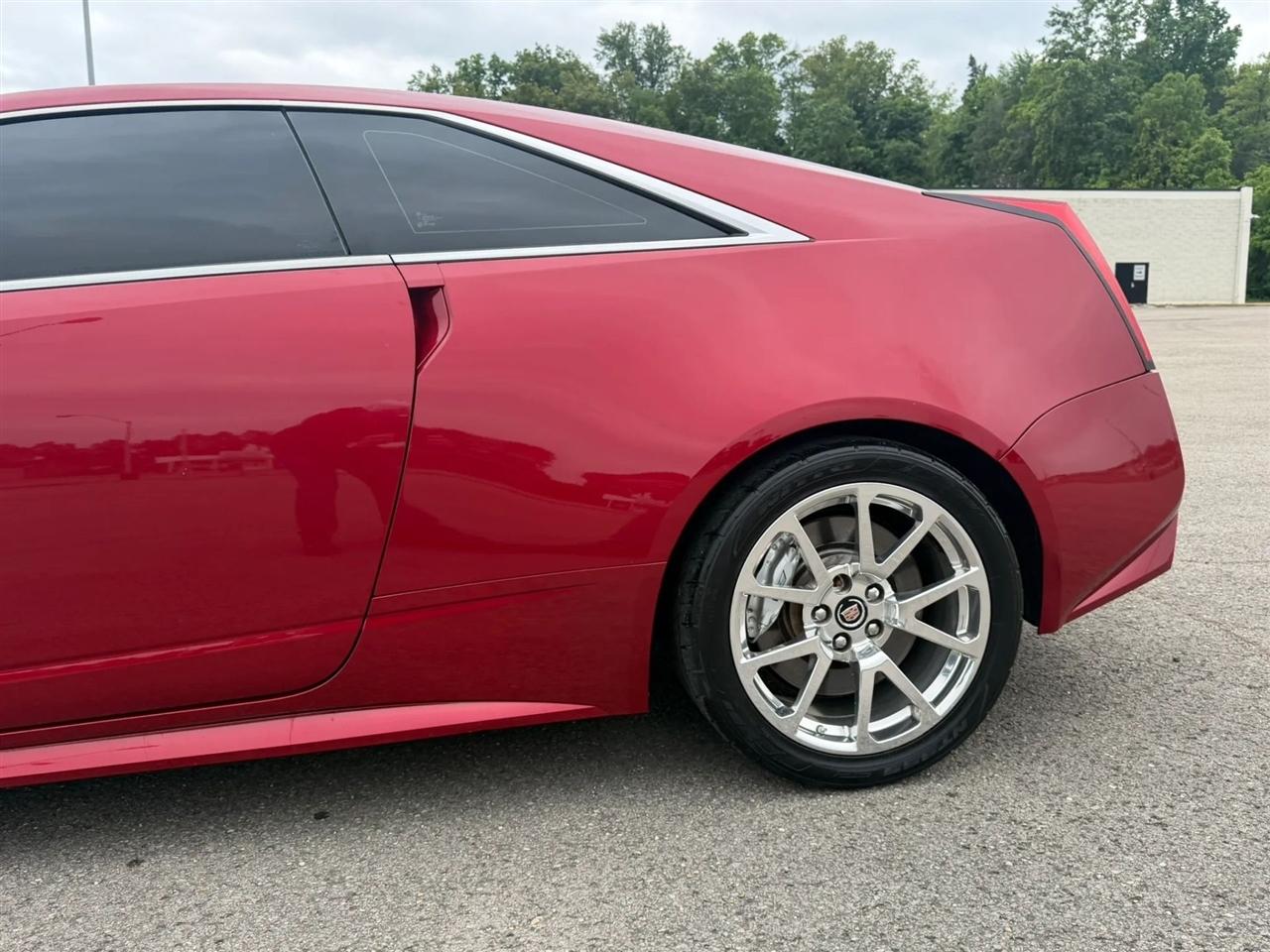 Cadillac CTS-V Coupe 2dr Cpe 2012