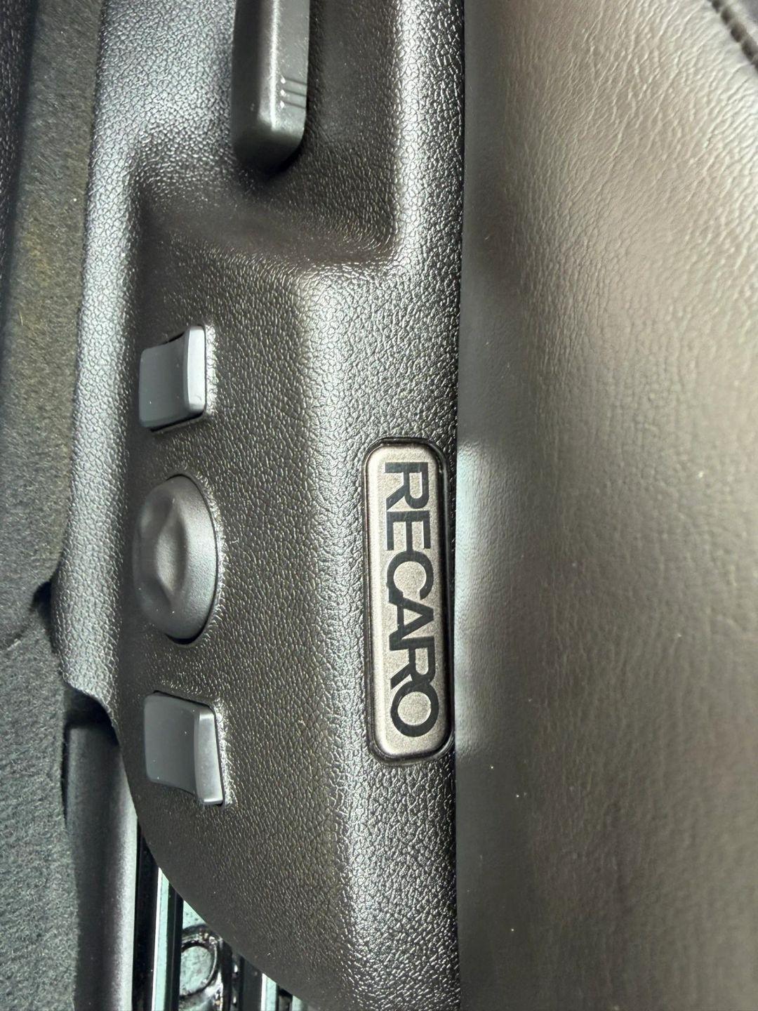 Cadillac CTS-V Coupe 2dr Cpe 2012