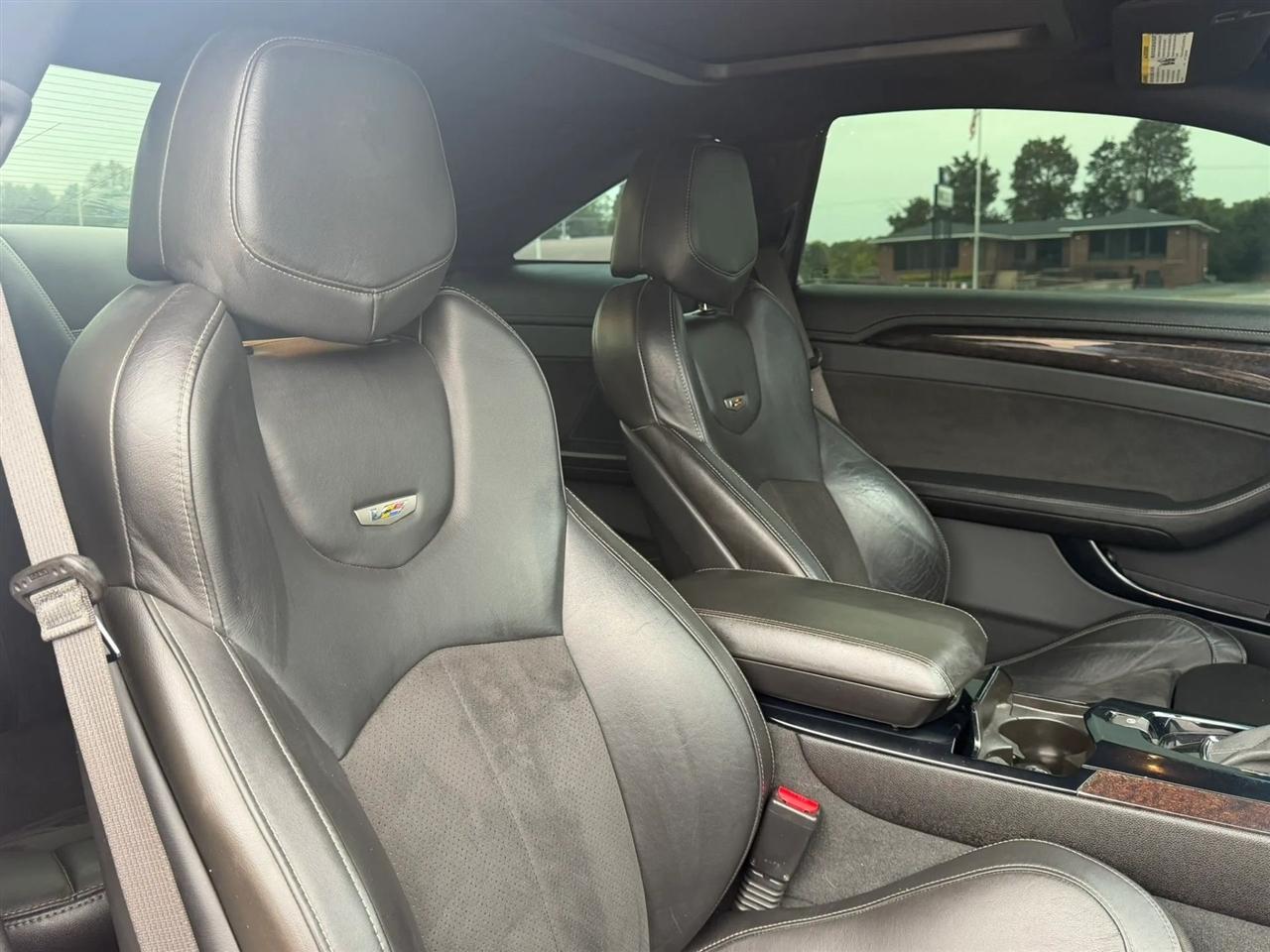 Cadillac CTS-V Coupe 2dr Cpe 2012