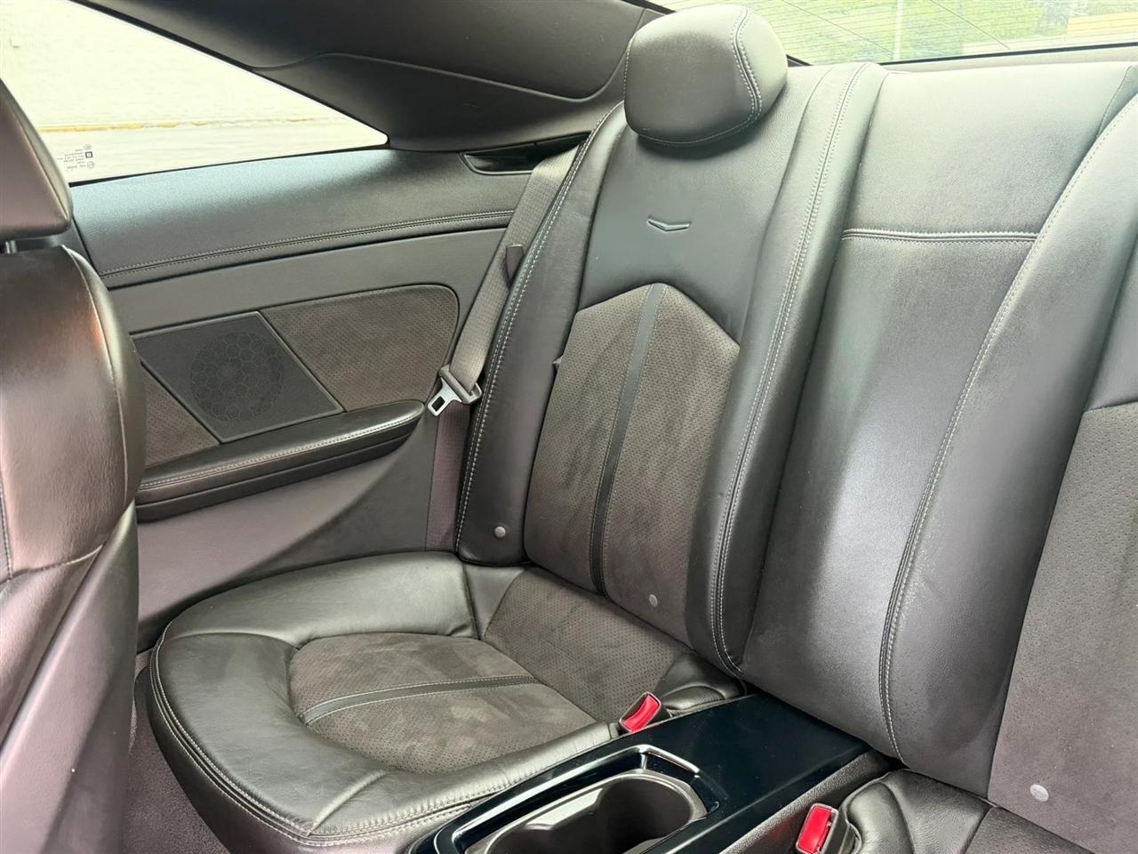 Cadillac CTS-V Coupe 2dr Cpe 2012