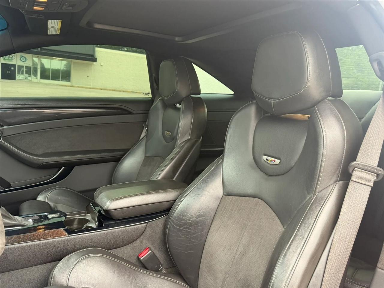 Cadillac CTS-V Coupe 2dr Cpe 2012