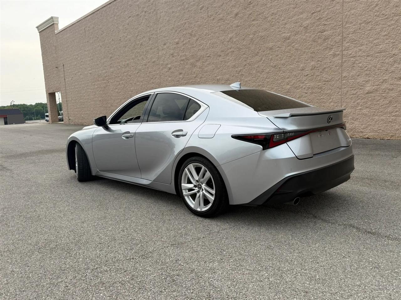 Lexus IS IS 300 RWD 2021