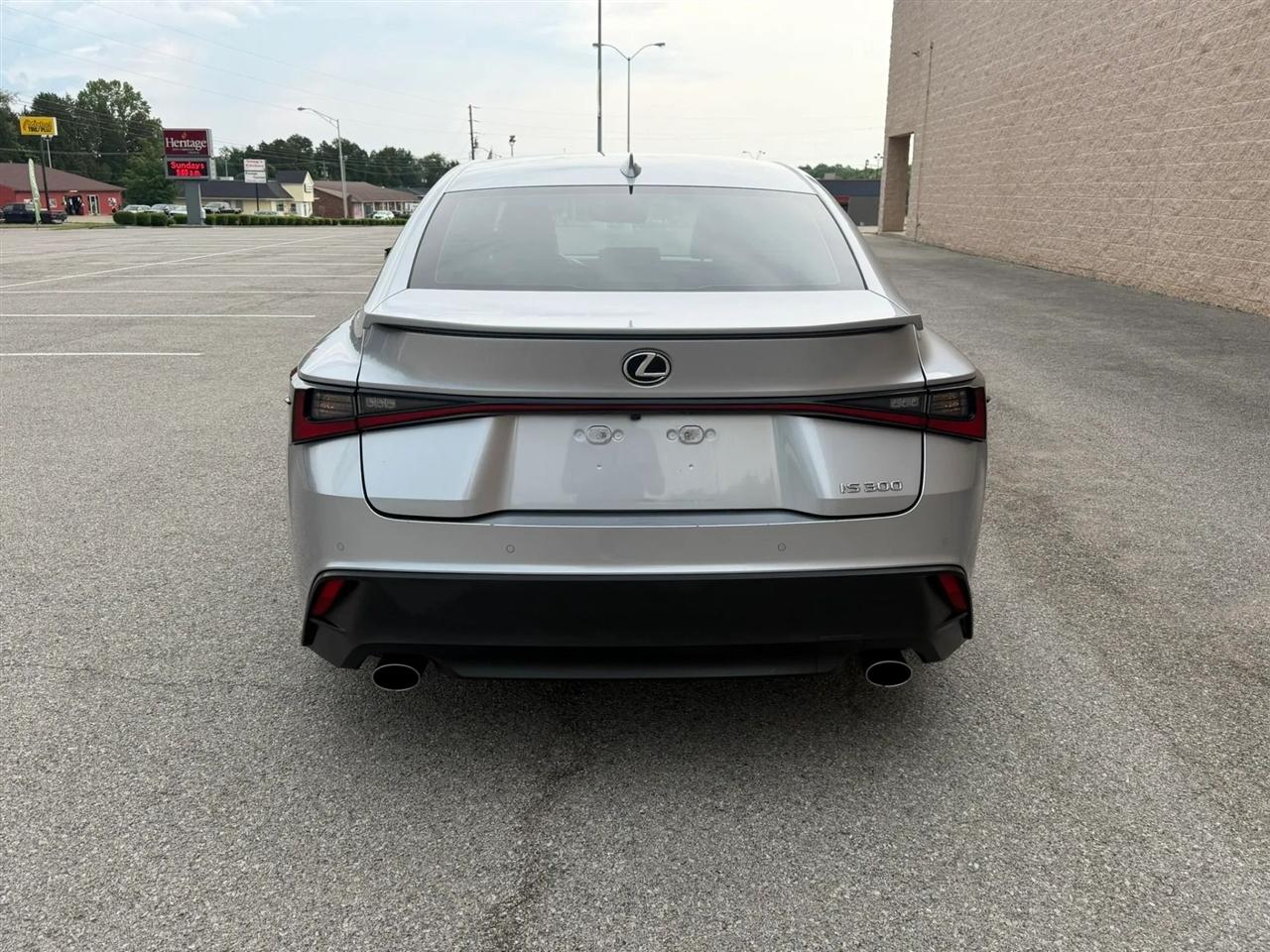 Lexus IS IS 300 RWD 2021