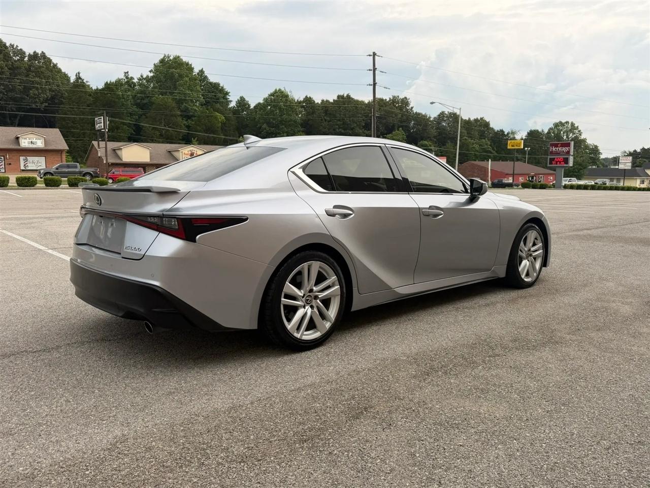 Lexus IS IS 300 RWD 2021