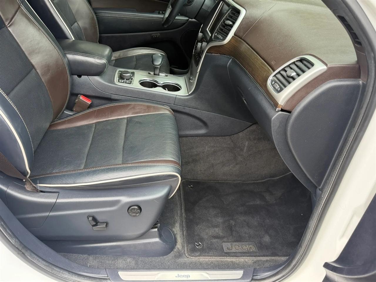 Jeep Grand Cherokee 4WD 4dr Overland 2014