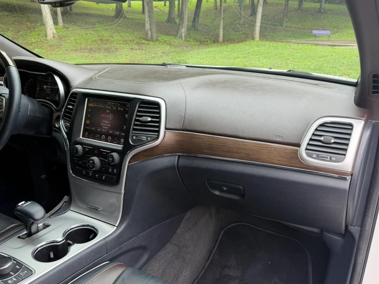 Jeep Grand Cherokee 4WD 4dr Overland 2014