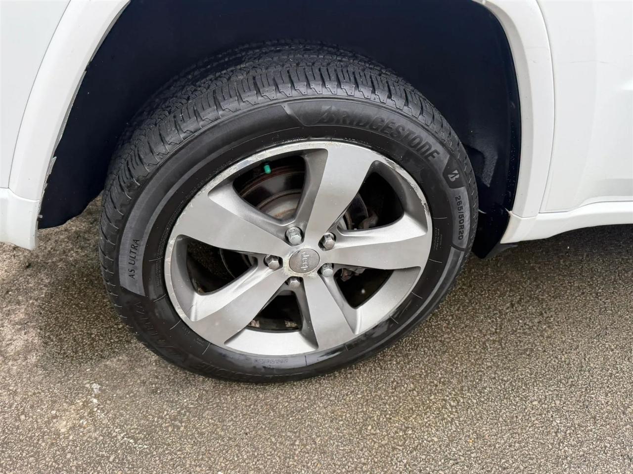 Jeep Grand Cherokee 4WD 4dr Overland 2014