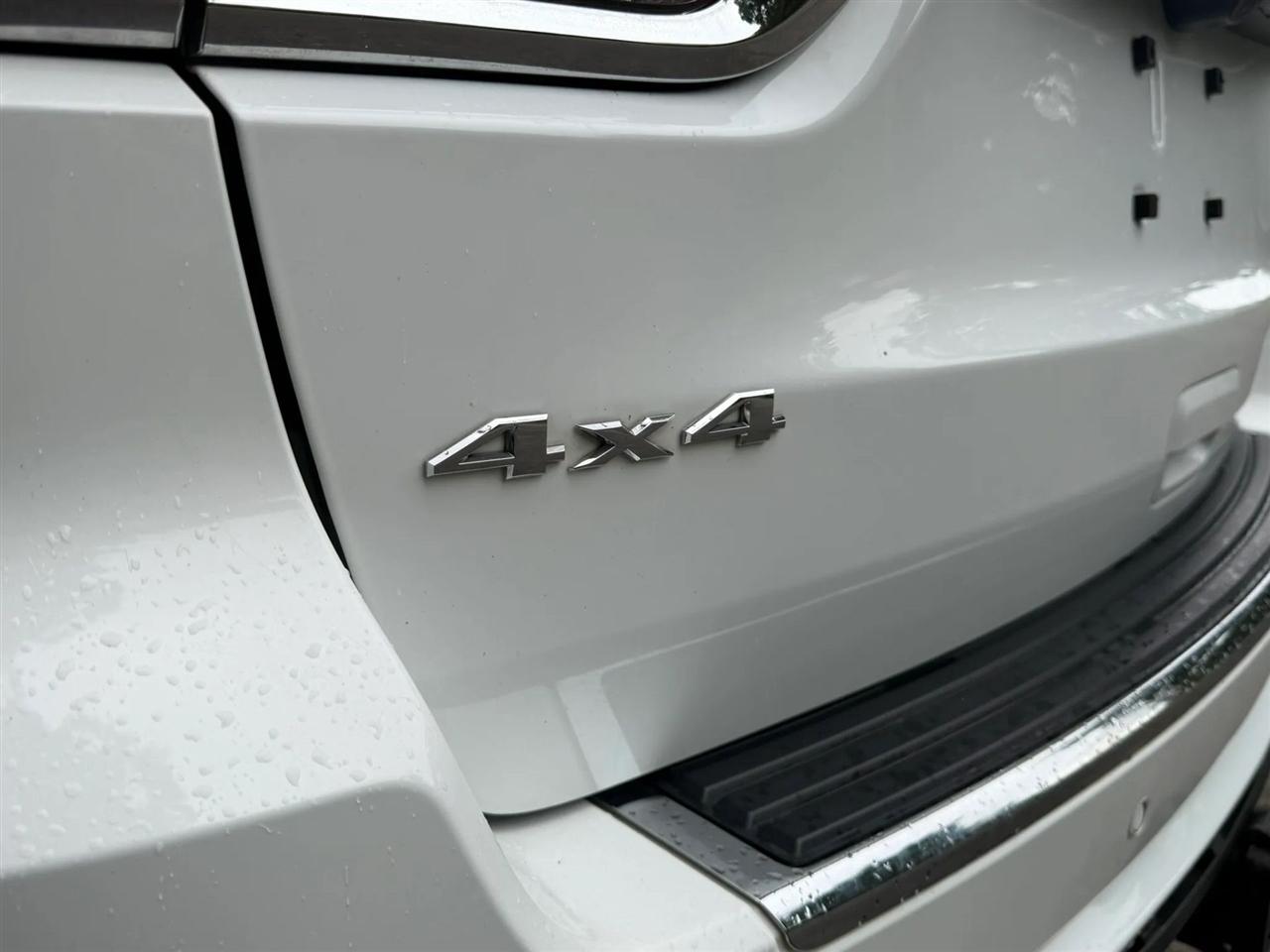 Jeep Grand Cherokee 4WD 4dr Overland 2014