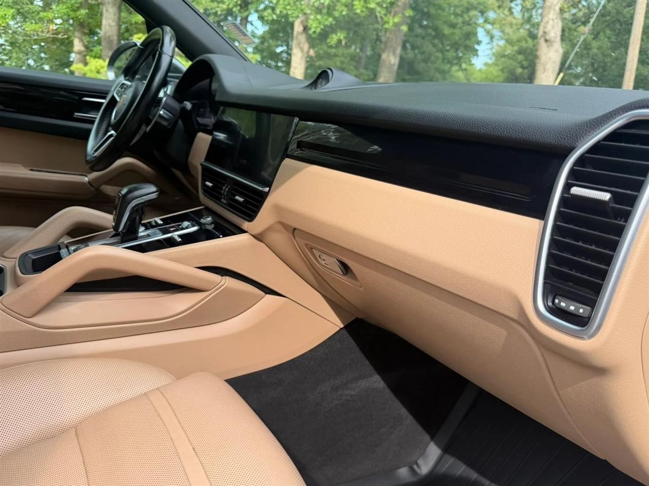 Porsche Cayenne AWD 2019
