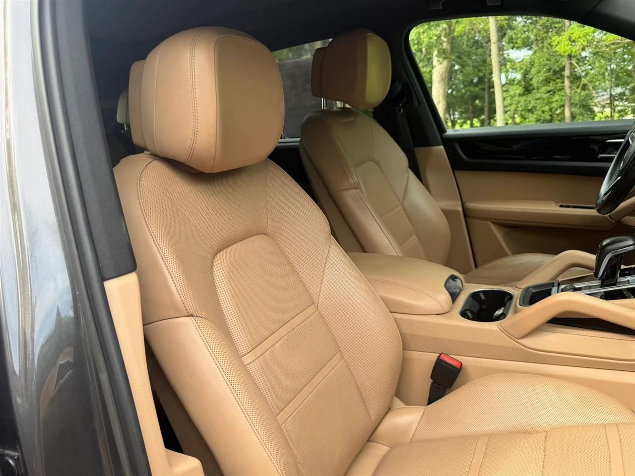 Porsche Cayenne AWD 2019