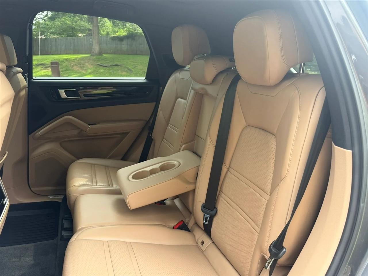 Porsche Cayenne AWD 2019