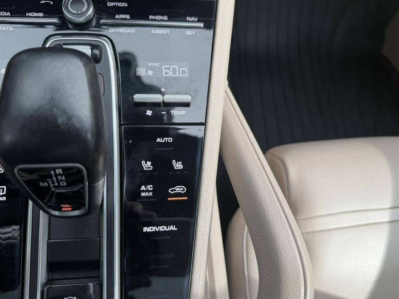 Porsche Cayenne AWD 2019