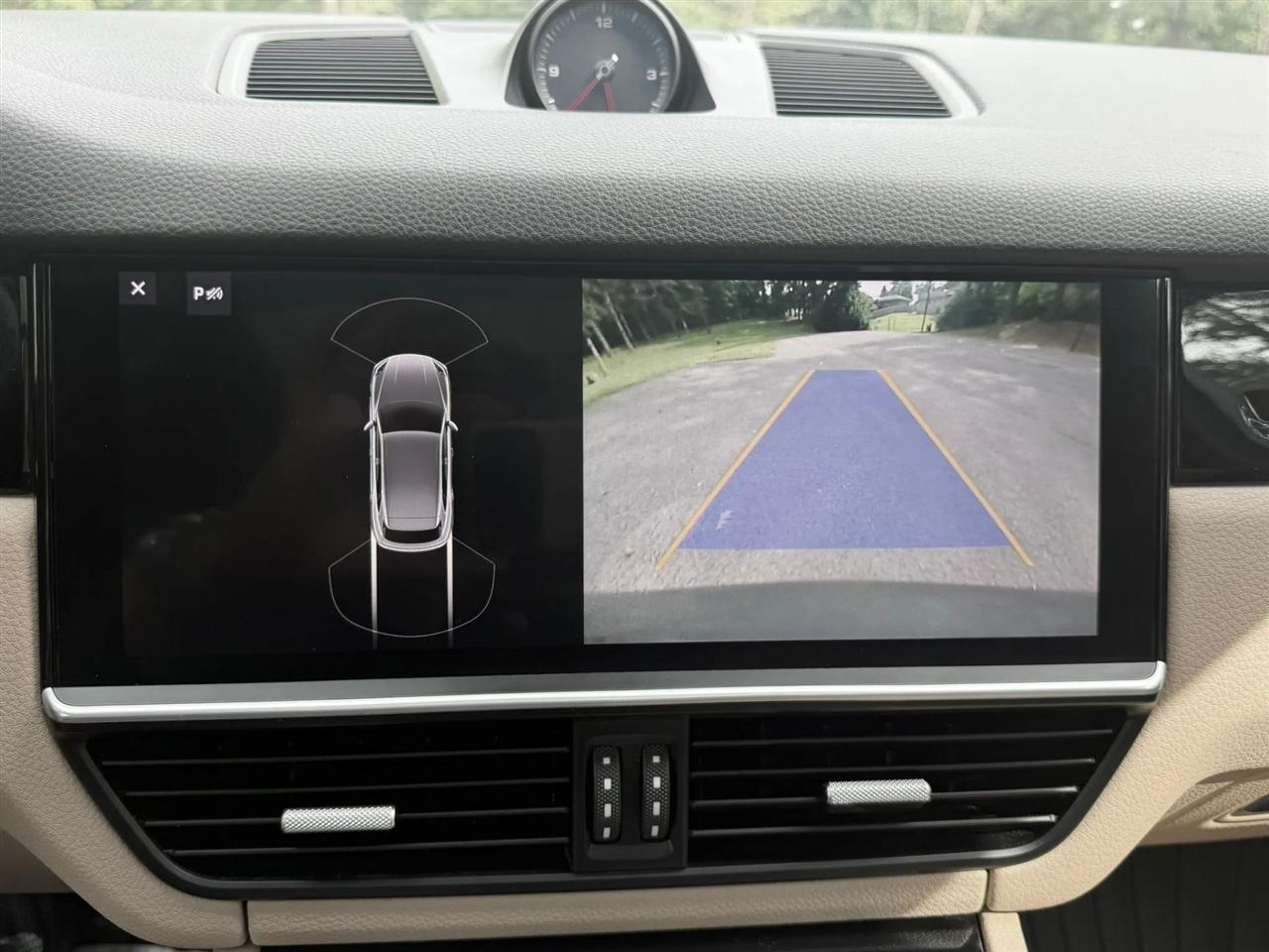 Porsche Cayenne AWD 2019