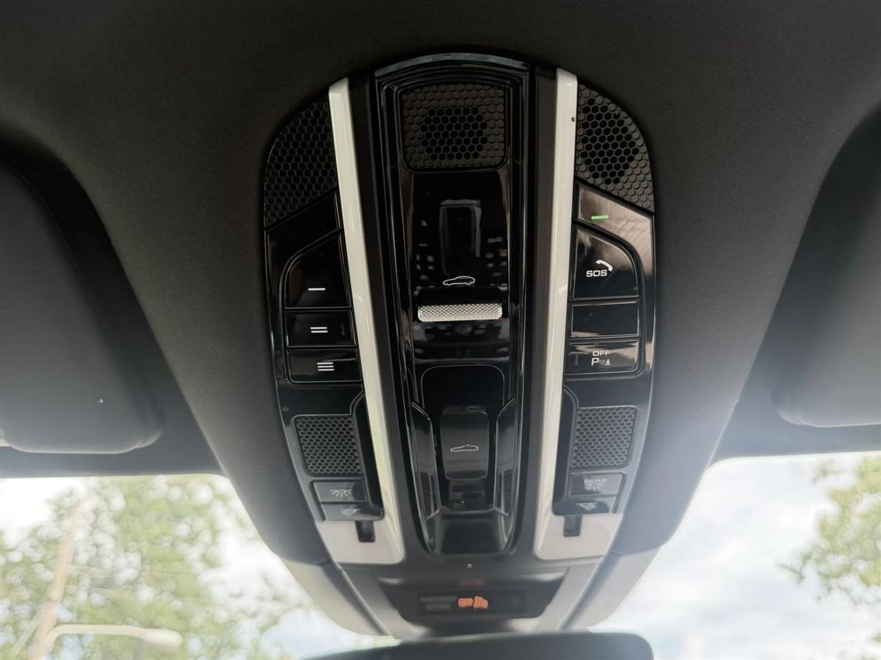 Porsche Cayenne AWD 2019