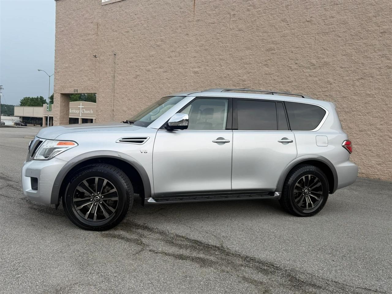 Nissan Armada 4x2 Platinum 2018
