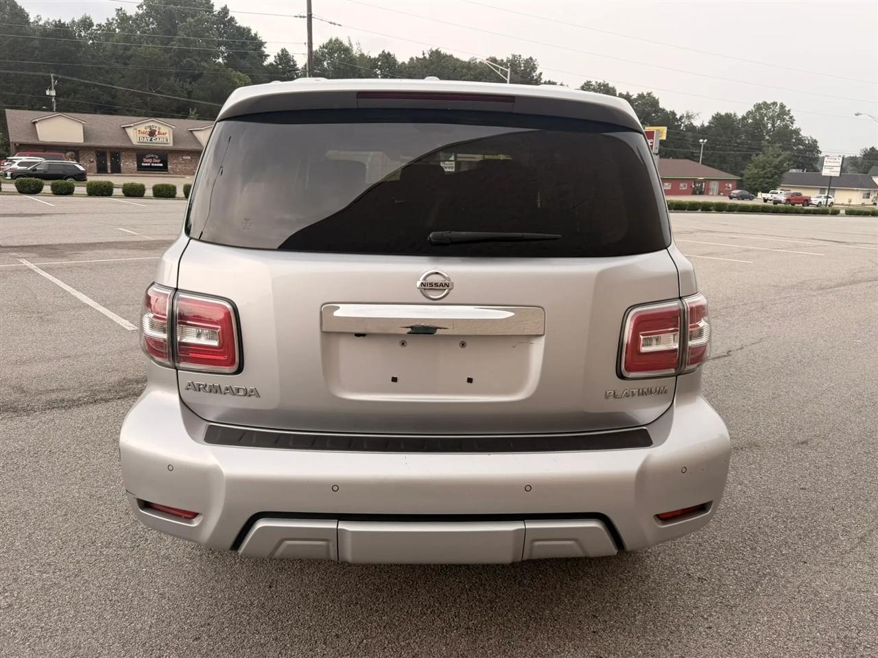 Nissan Armada 4x2 Platinum 2018