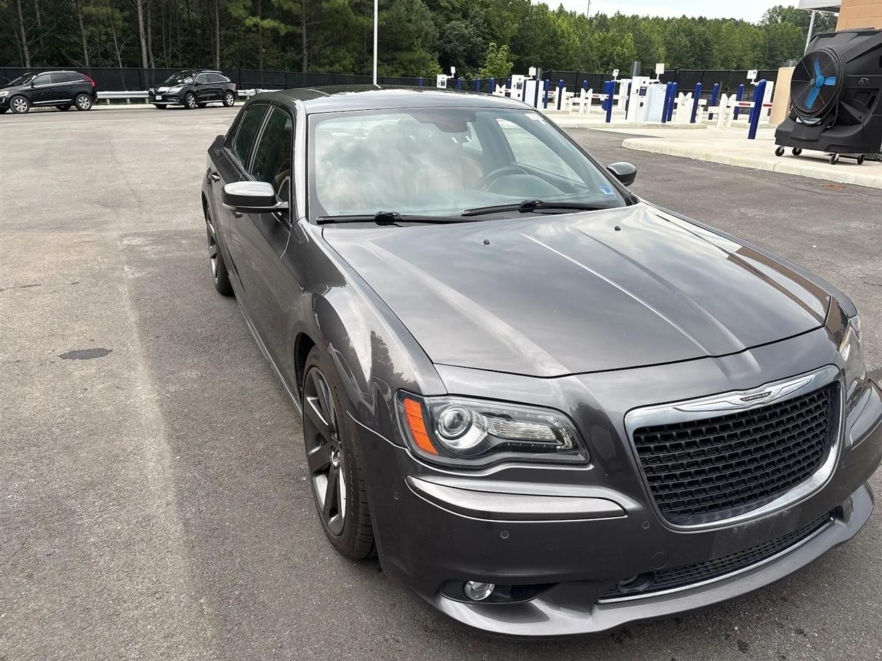 Chrysler 300 4dr Sdn SRT8 RWD 2014