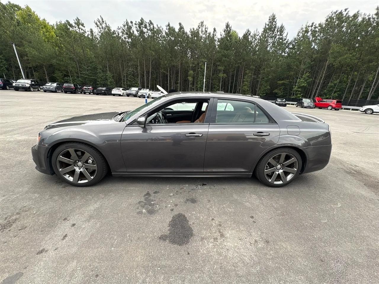 Chrysler 300 4dr Sdn SRT8 RWD 2014