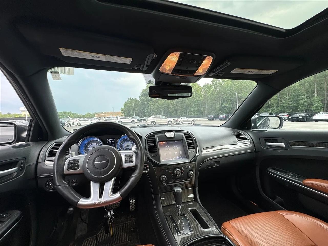 Chrysler 300 4dr Sdn SRT8 RWD 2014