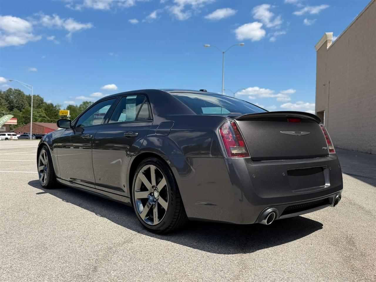 Chrysler 300 4dr Sdn SRT8 RWD 2014